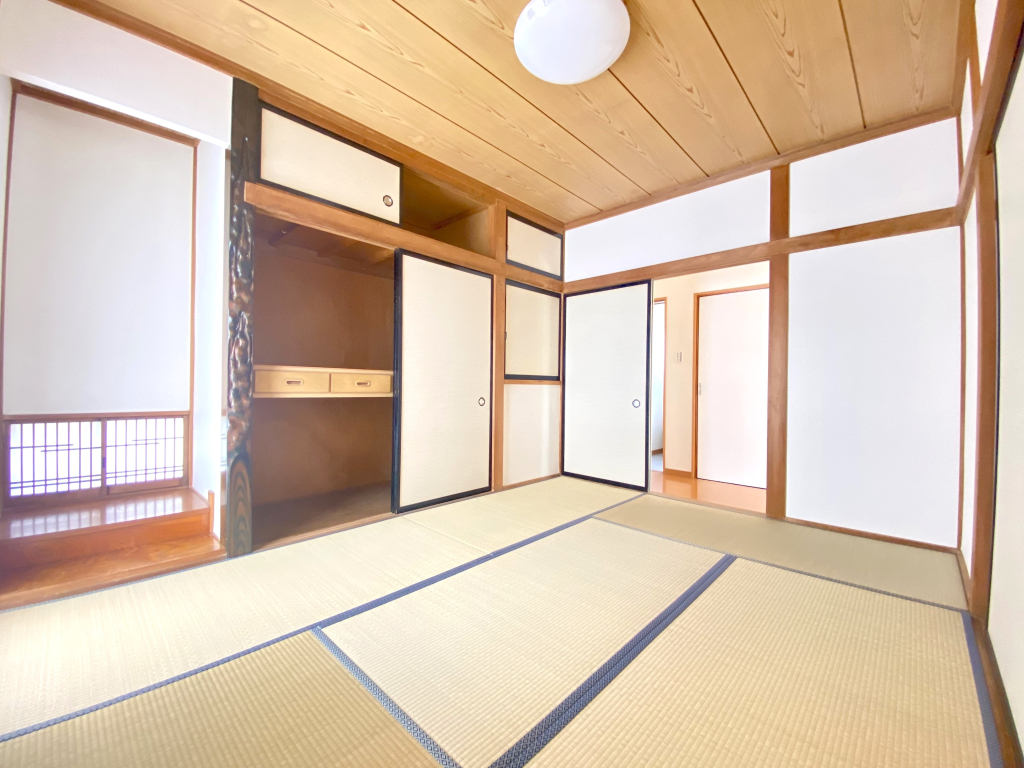 畳張り替え済の１階６帖和室