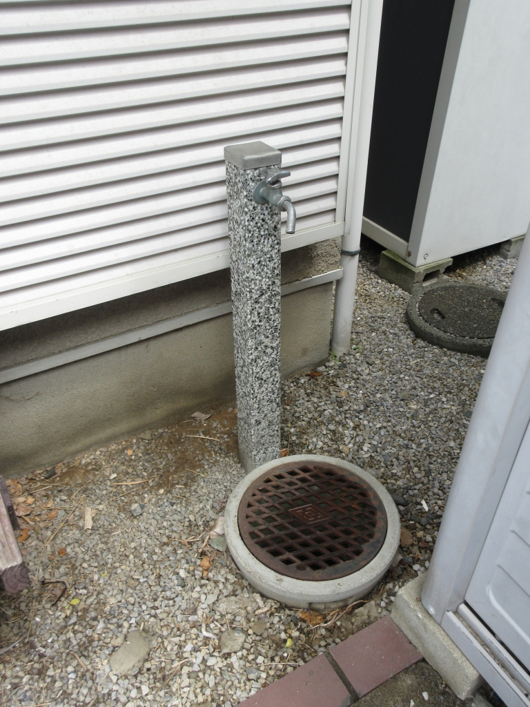 屋外水栓