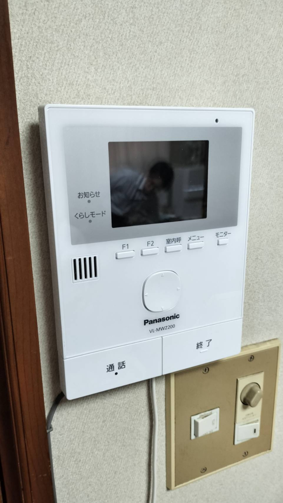 モニター付きインターホン