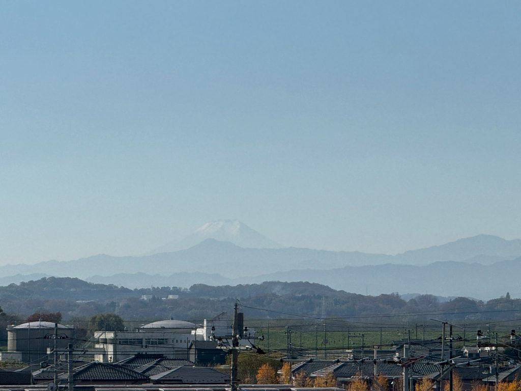 天気の良い日は富士山が見えます。