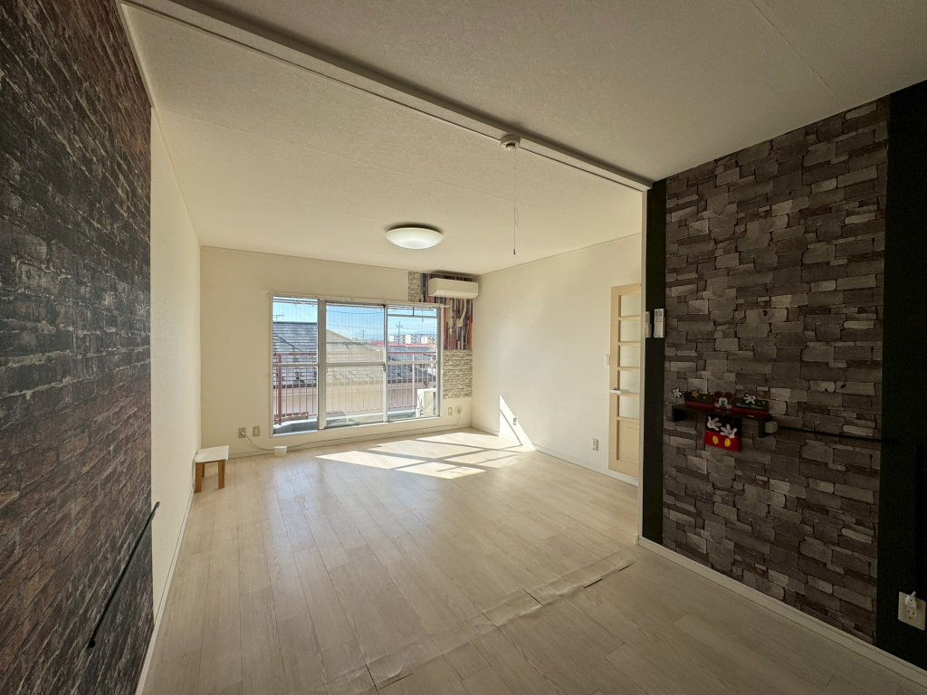 LDKに間取り変更しております。