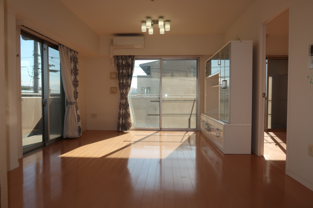 リビングダイニング