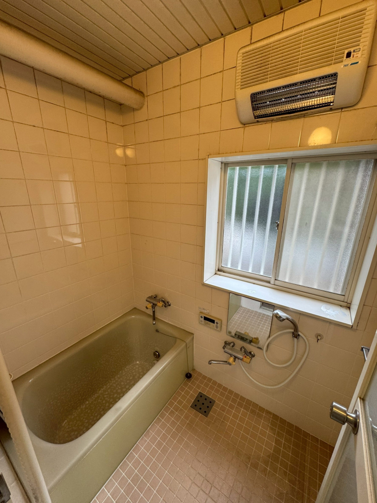 窓のある明るいお風呂