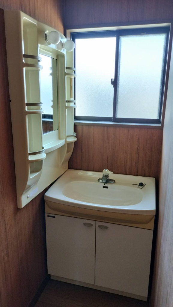 ２階洗面化粧台