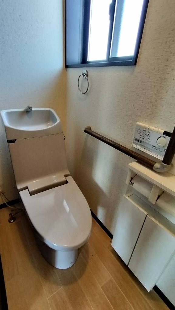 ２階トイレ