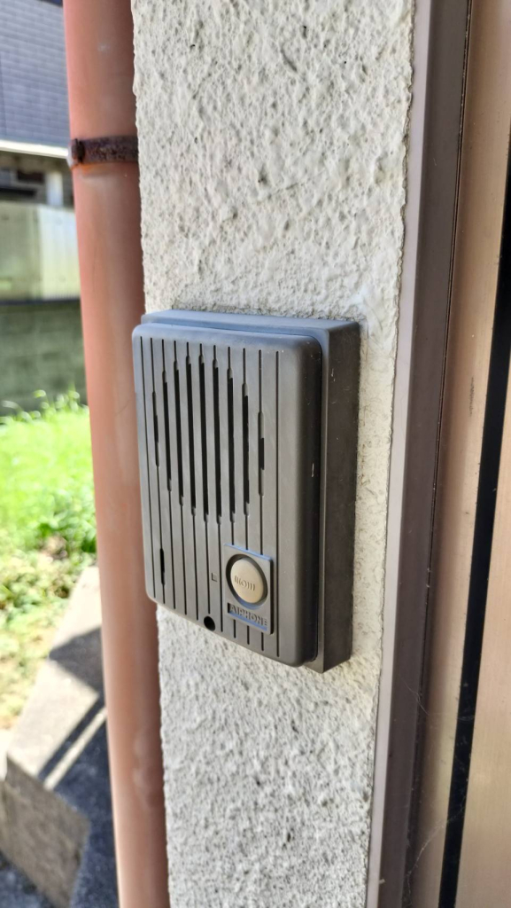 インターホン