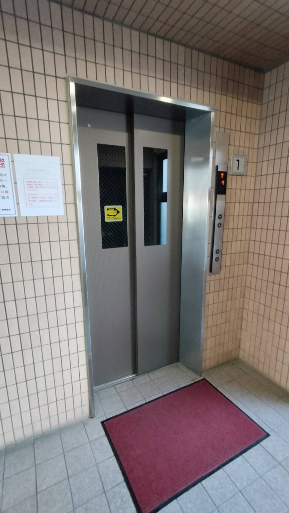 エレベーター