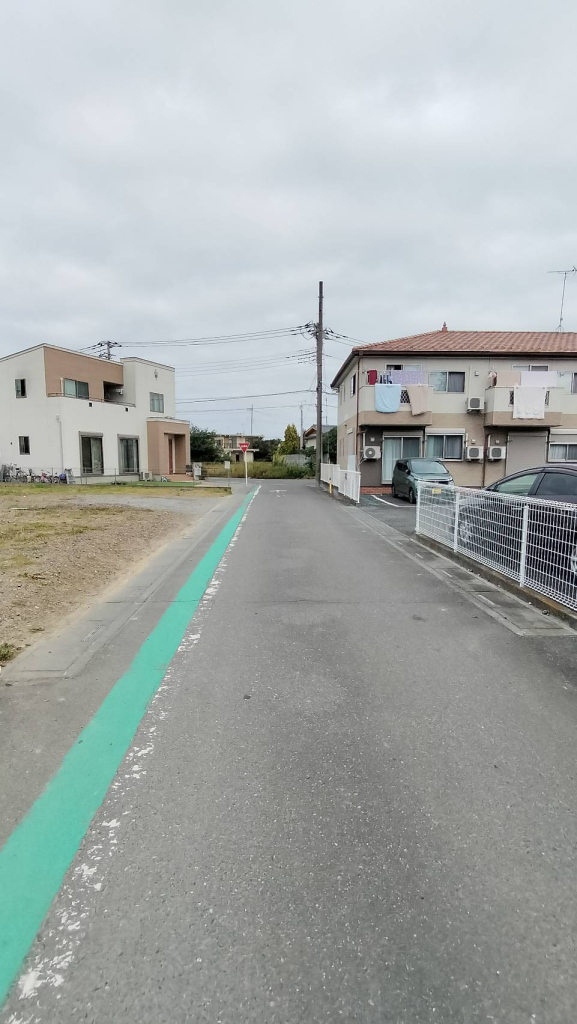 東側公道