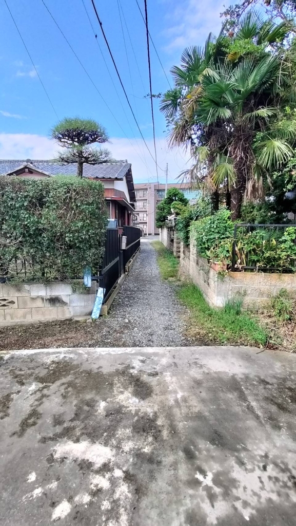 西側私道