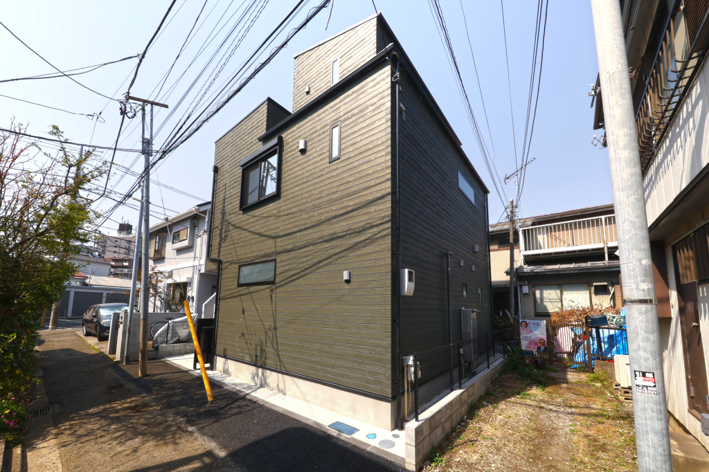 外観（後ろから）