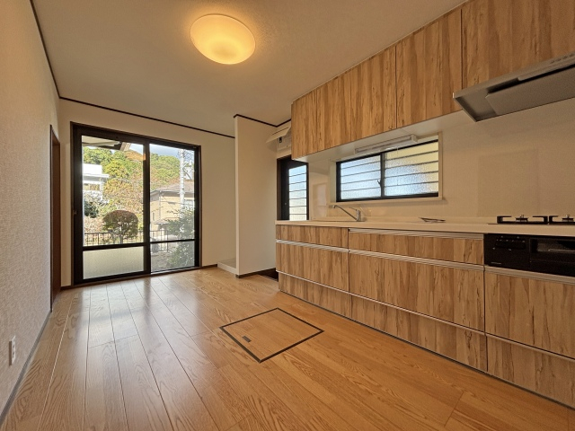 清潔感のあるダイニングキッチン