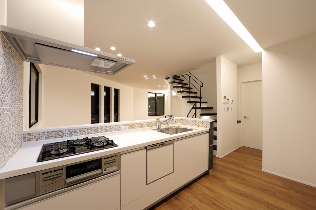 家にありましたシリーズ　東京吉祥　sublo 欅台　2点 公式】 the CASA紅葉ガ丘-11-II | 宝塚市 の新築一戸建て物件情報