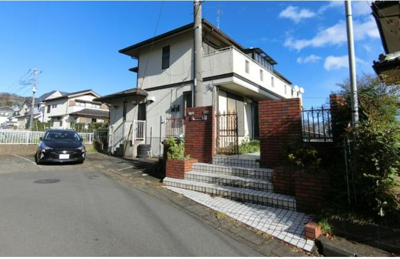 緑区中沢 P4台分付ダイワハウス施工二世帯住宅 神奈川県相模原市緑区中沢 Jr横浜線 橋本駅 バス24分 中沢 停歩1分 相模原市中央区 緑区 南区 橋本駅エリアの住宅のことならリビングホームの不動産物件情報