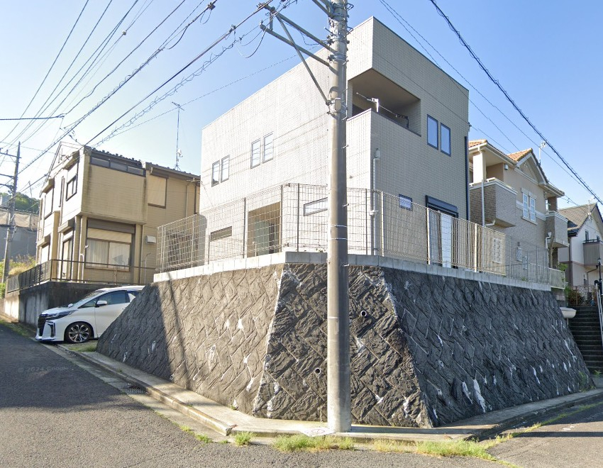 小田急線秦野駅バス秦野市曽屋一戸建物件不動産任意売却競売物件入札サポートリビングホーム