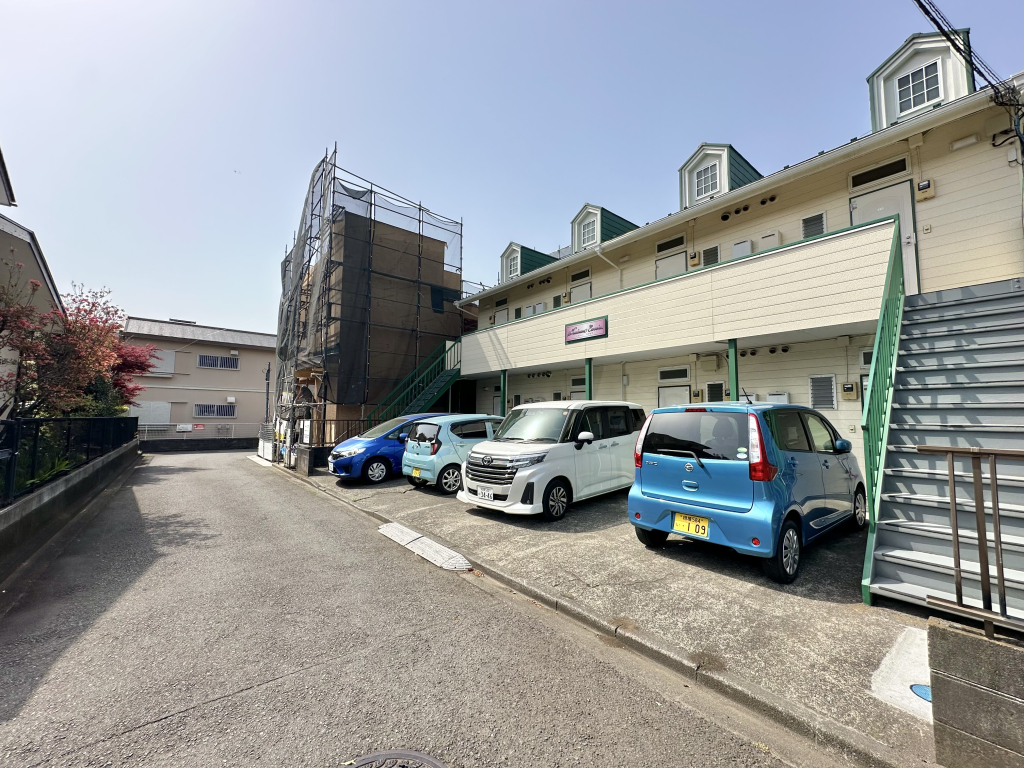 東南側道路に向けて撮影