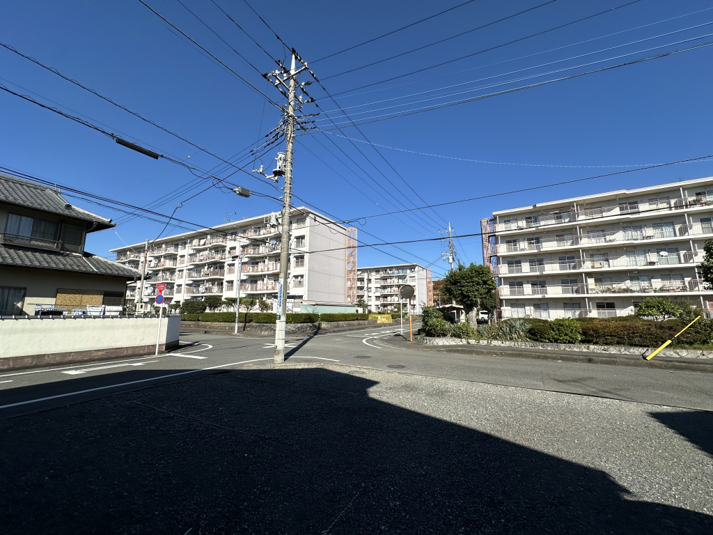 敷地奥南側から撮影 