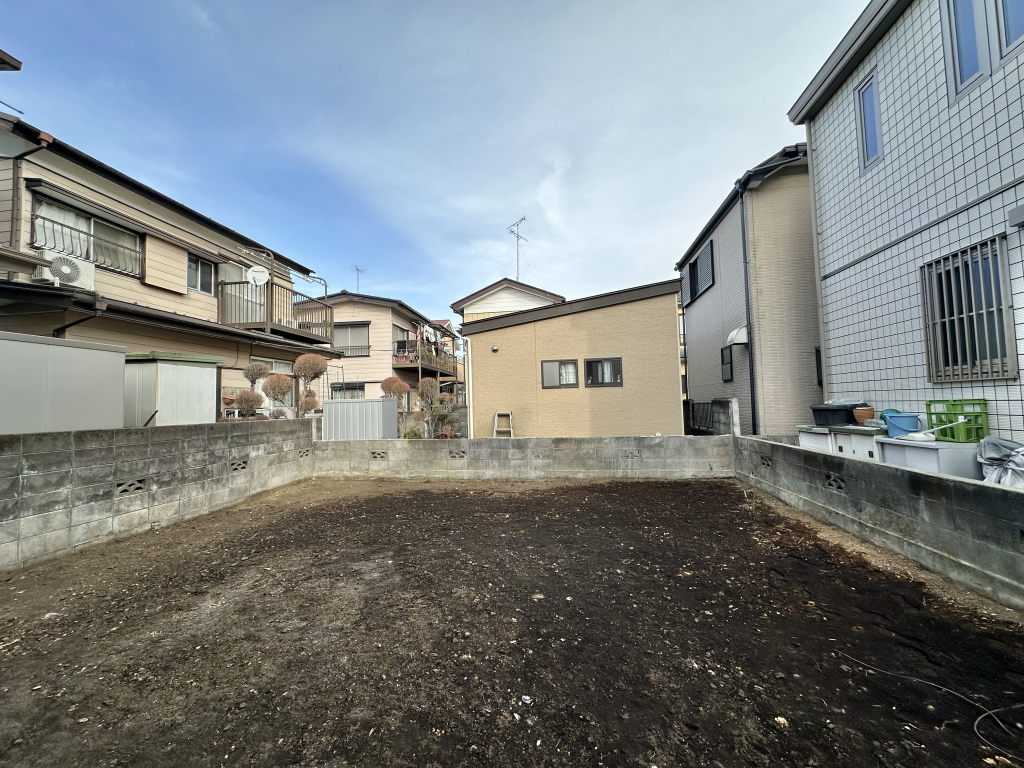 西側から東側に向けて撮影