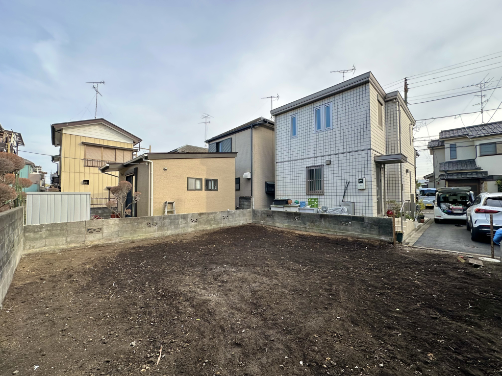 北西側から南東側に向けて撮影