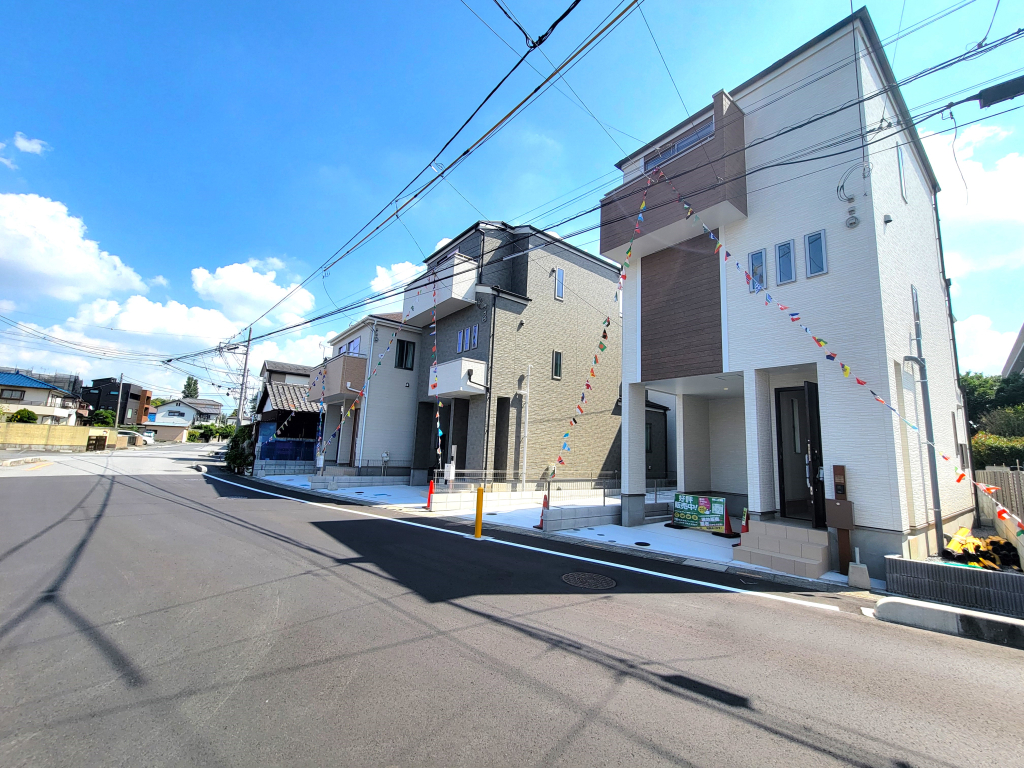 ☆マイホームの喜びを感じる陽当たりの良さ・開放感☆ 憧れのマイホームに相応しい美しく映える外観