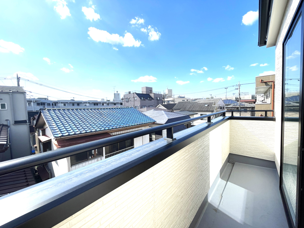 ☆究極のプライバシーと開放感☆ 外の目線が全く気にすることなく風を感じ、夜景も楽しめる