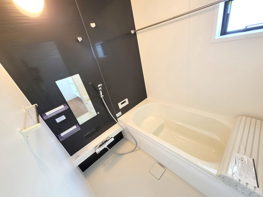 【５号棟】☆☆　疲れを癒す空間　☆☆ すべての人の毎日を豊かにする場所になるバスルーム。