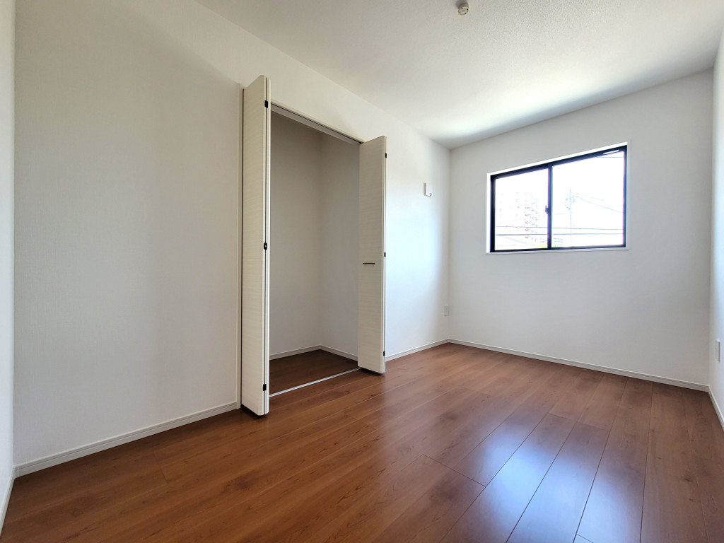 【５号棟】☆お子様にも格別な空間を☆ 子供部屋と言っても一生の思い出となるマイルーム。