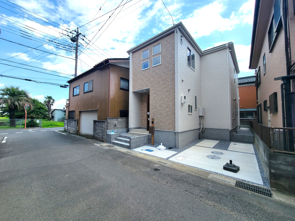 ☆マイホームの喜びを感じる陽当たりの良さ・開放感☆ 憧れのマイホームに相応しい美しく映える外観です。