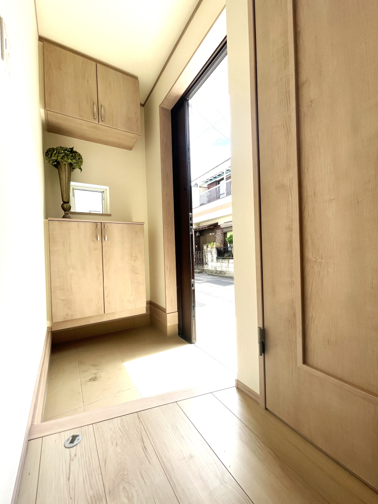 ☆　満足感溢れる家　☆☆ お家の顔とも言える玄関は、広くキレイでありたい。