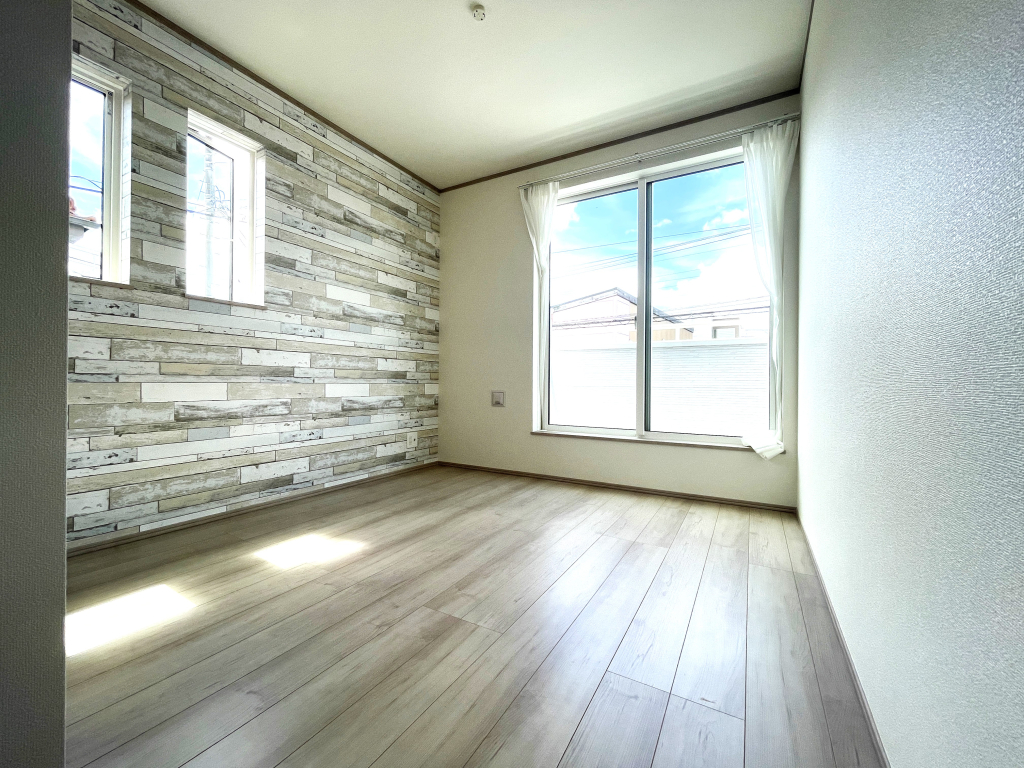 ☆明るさと風通しの良さ☆☆ 一戸建てのお部屋の魅力は陽当たりと風通しの良さ。