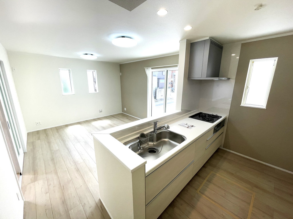 ☆カウンターキッチン ☆☆ 朝はご主人様と談笑する。カウンターキッチンだからこそ可能な日常