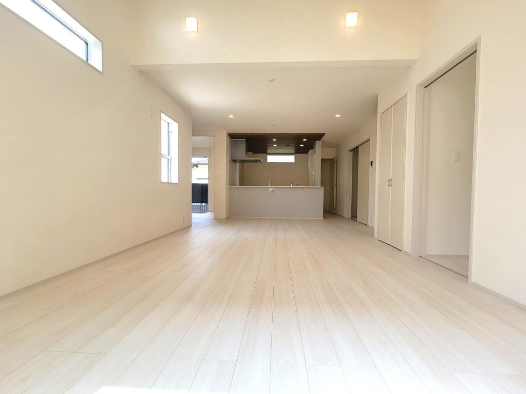 ☆明るさ。風通し。開放感に満たされる　☆☆ 家族が集まるリビングで大事な要素