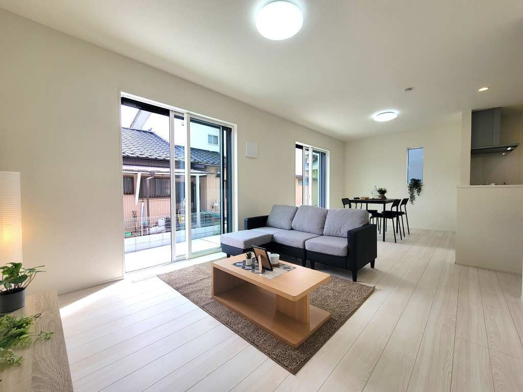 ☆大空間リビングは家族のオアシスへ　☆☆ 毎日家族が笑顔で生活する空間であるリビング。