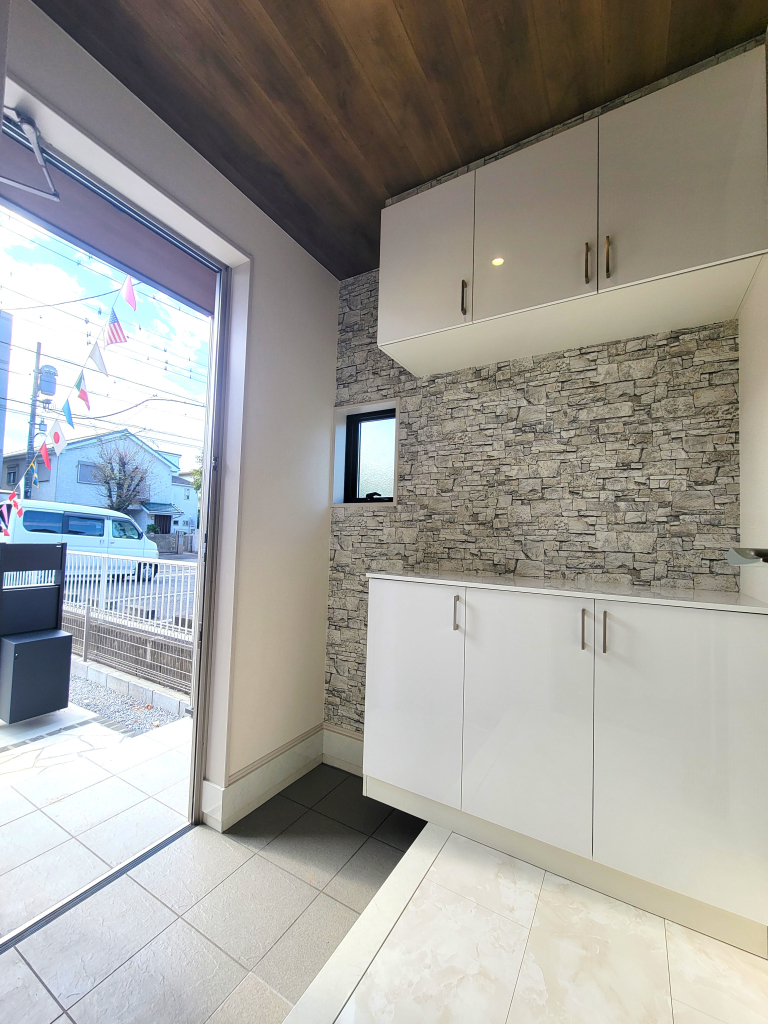 ☆　キレイで広い空間に　☆☆ お家の顔とも言える玄関は、広くキレイでありたい。