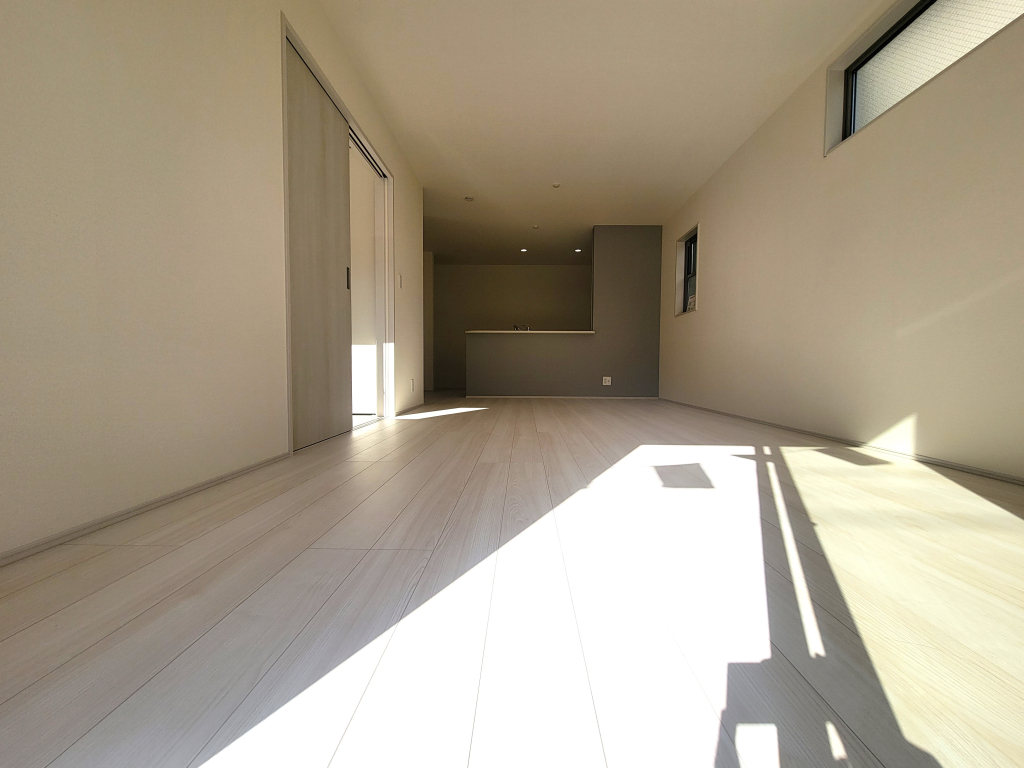 　☆☆　大空間リビングは家族のオアシスへ　☆☆ 毎日家族が笑顔で生活する空間であるリビング。