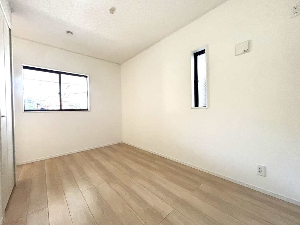 ☆明るさと風通しの良さ☆☆ 心地の良いお部屋はお子様の成長にも良い影響を与えます。