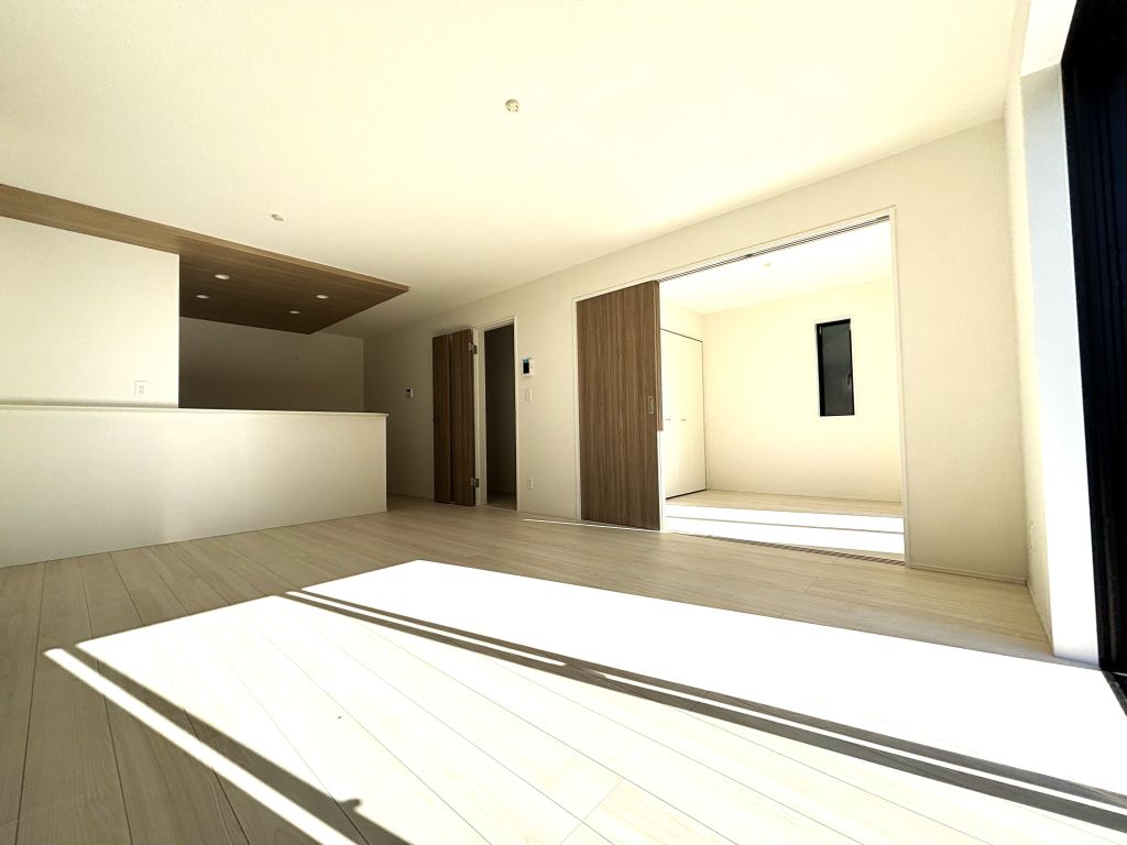 ☆明るさ。風通し。開放感に満たされる　☆☆ 家族が集まるリビングで大事な要素