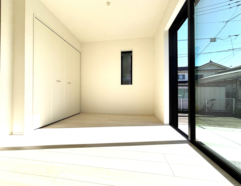 ☆明るさと風通しの良さ☆☆ 心地の良いお部屋はお子様の成長にも良い影響を与えます。