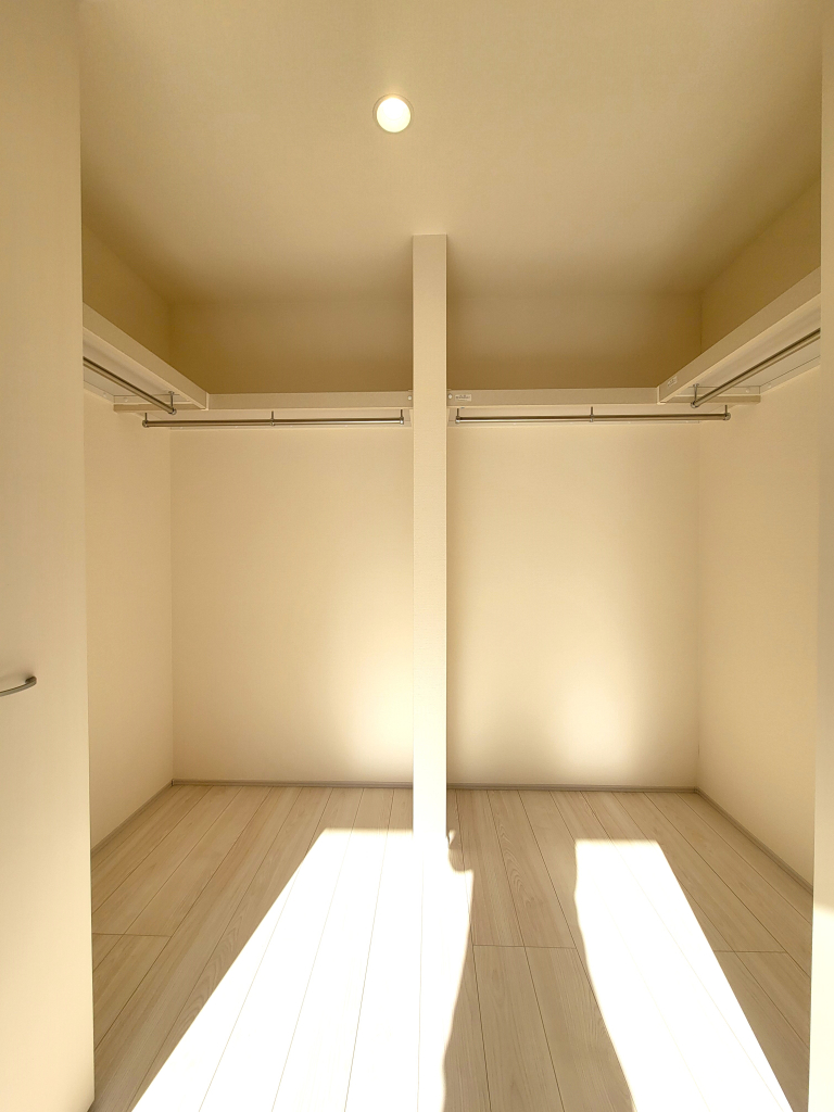 ☆☆　欲張りサイズの大型収納　☆☆ お部屋も広く使いたいから収納は絶対大きい方が良い。