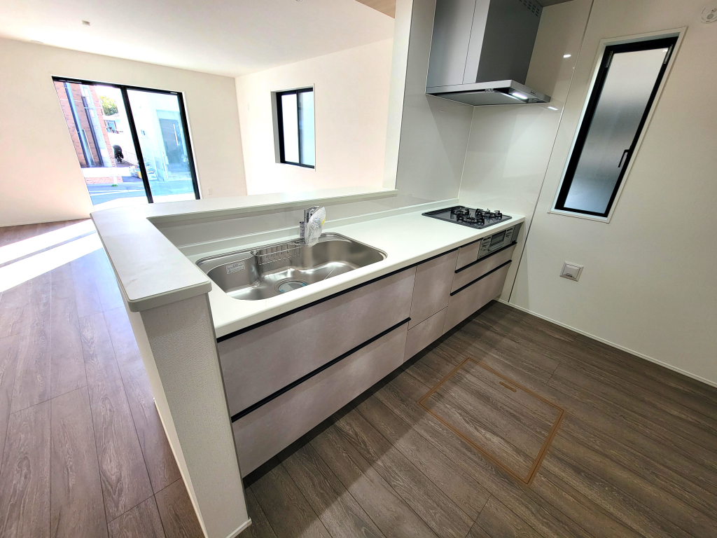 ☆奥様の聖地・カウンターキッチン☆ 収納豊富で使い勝手良いカウンターキッチンは奥様に大切な空間