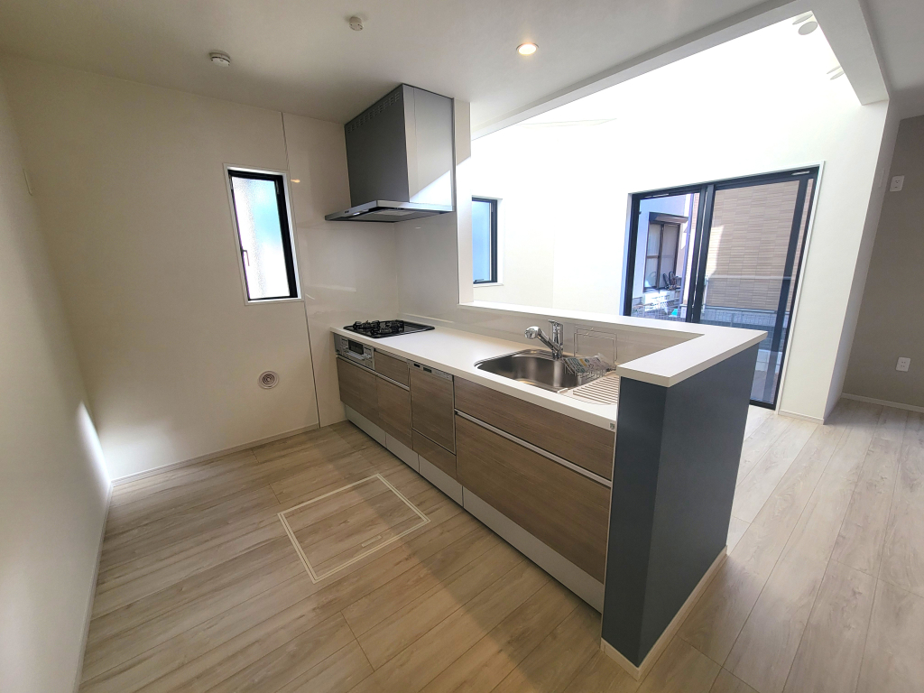 ☆カウンターキッチン　☆☆ 朝はご主人様と談笑する。カウンターキッチンだからこそ可能な日常