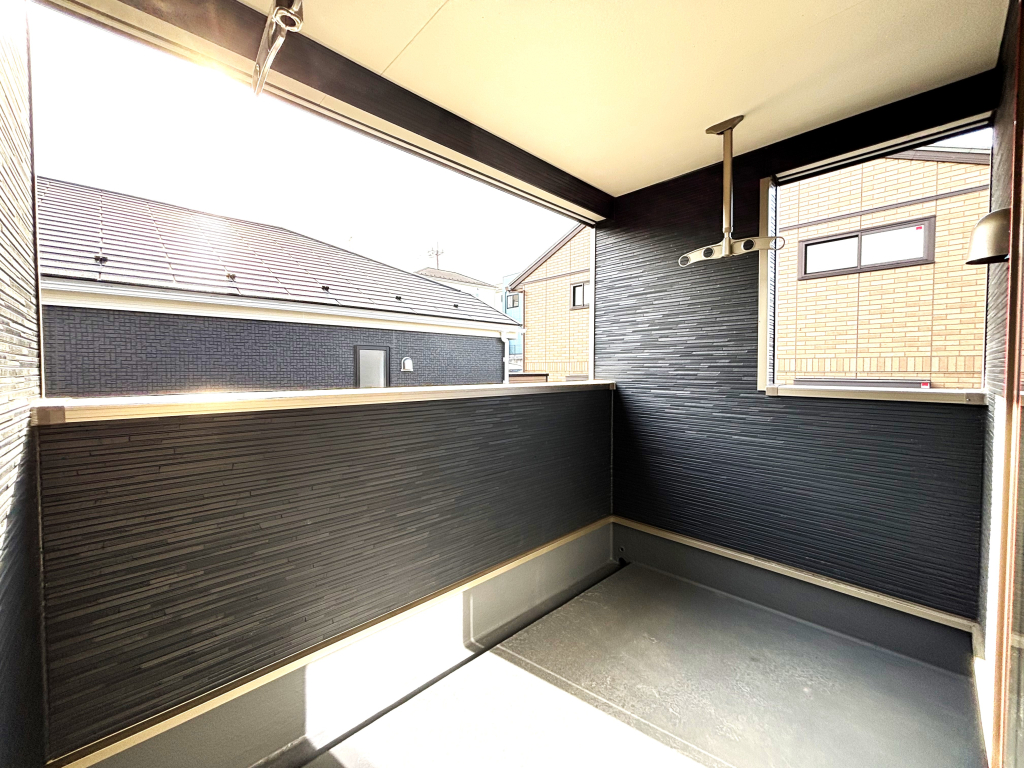 ☆究極のプライバシーと開放感☆ 外の目線が全く気にすることなく風を感じ、夜景も楽しめる