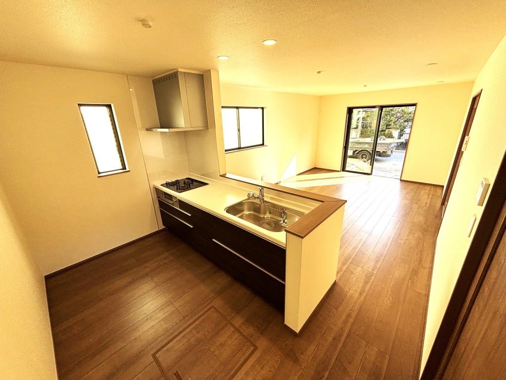 ☆カウンターキッチン　☆☆ 朝はご主人様と談笑する。カウンターキッチンだからこそ可能な日常