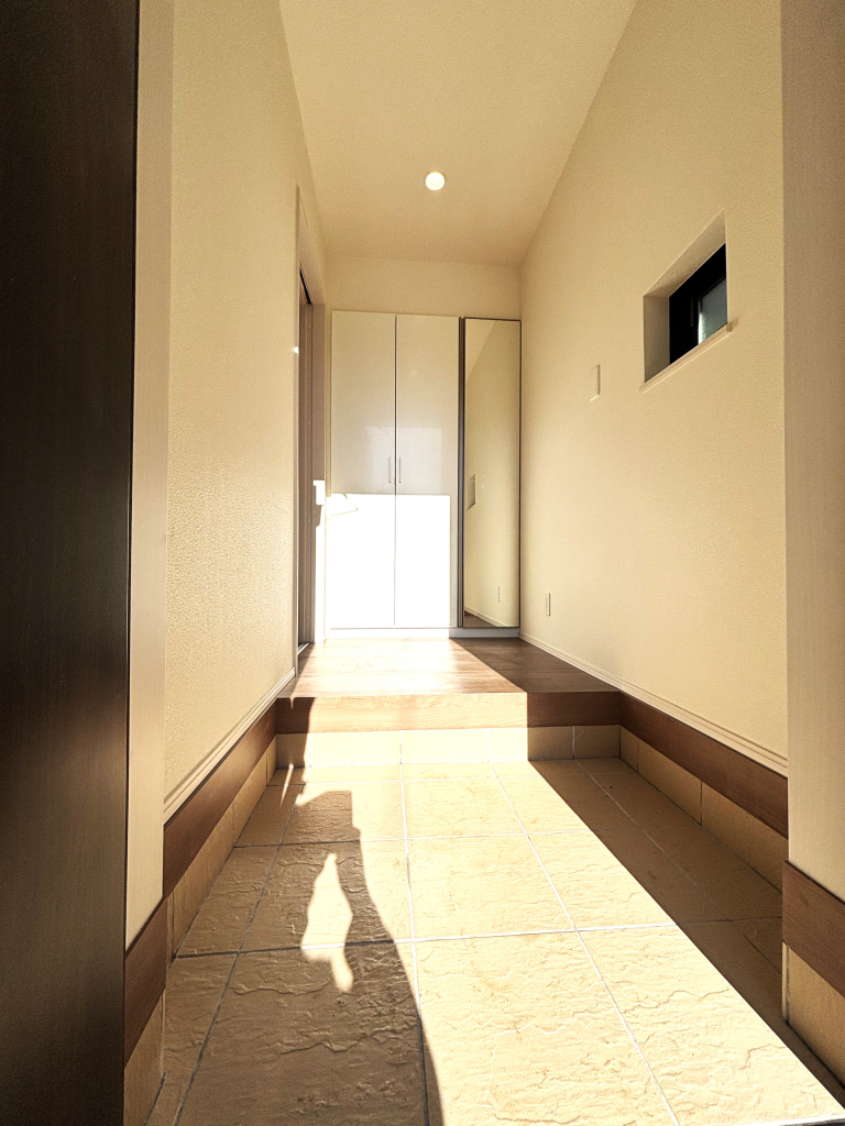 ☆　満足感溢れる家　☆☆ お家の顔とも言える玄関は、広くキレイでありたい。