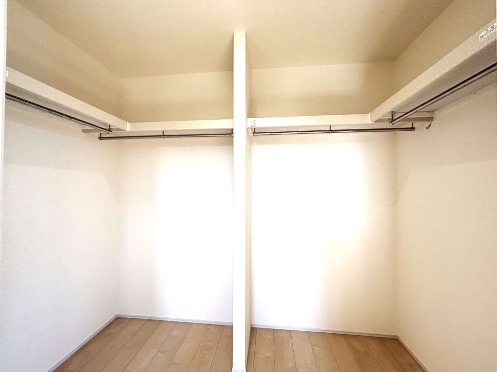 ☆☆　欲張りサイズの大型収納　☆☆ お部屋も広く使いたいから収納は絶対大きい方が良い。