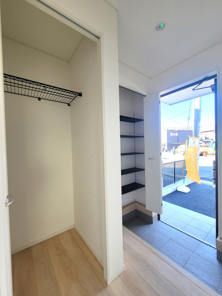 ☆　キレイで広い空間に　☆☆ お家の顔とも言える玄関は、広くキレイでありたい。