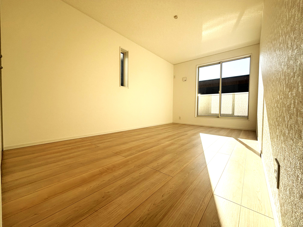 ☆明るさと風通しの良さ☆☆ 心地の良いお部屋はお子様の成長にも良い影響を与えます。