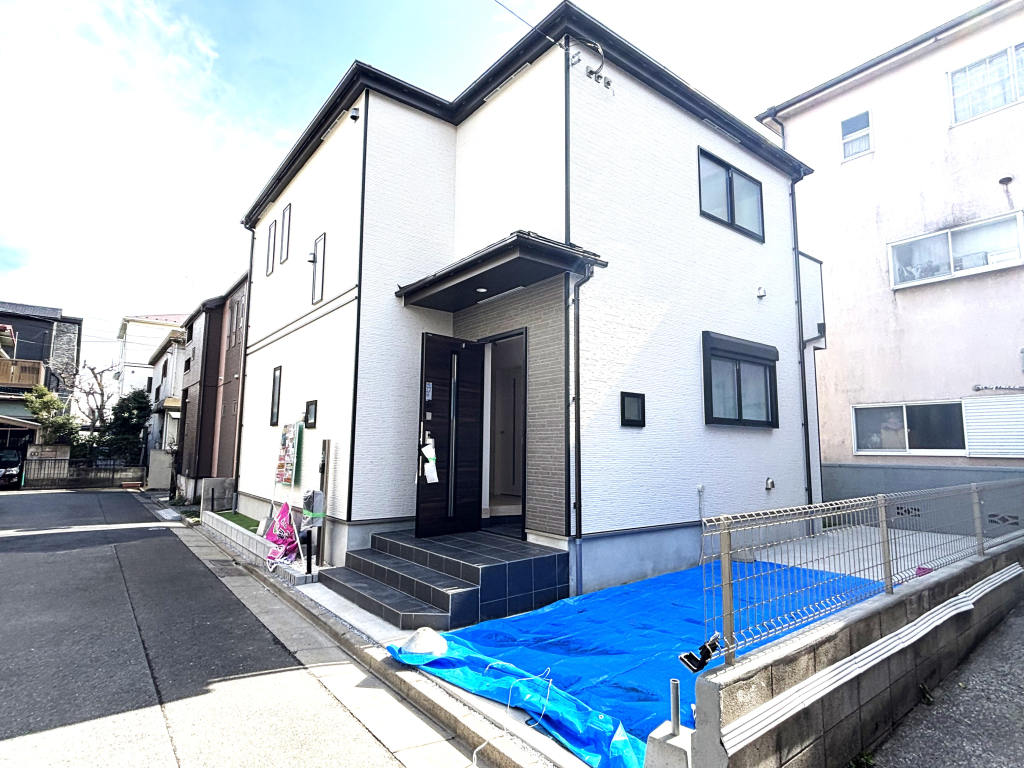 ☆マイホームの喜びを感じる陽当たりの良さ・開放感☆ 憧れのマイホームに相応しい美しく映える外観