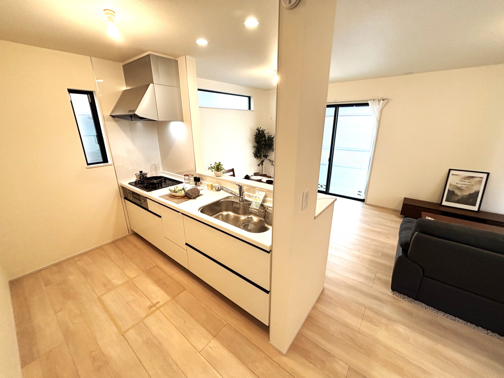 ☆カウンターキッチン　☆☆ 朝はご主人様と談笑する。カウンターキッチンだからこそ可能な日常