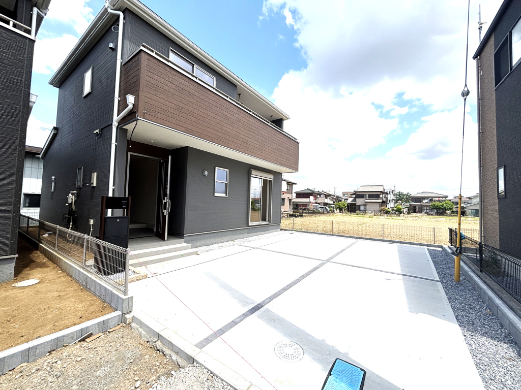☆マイホームの喜びを感じる陽当たりの良さ・開放感☆ 憧れのマイホームに相応しい美しく映える外観