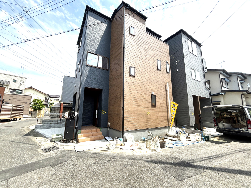☆マイホームの喜びを感じる陽当たりの良さ・開放感☆ 憧れのマイホームに相応しい美しく映える外観です。